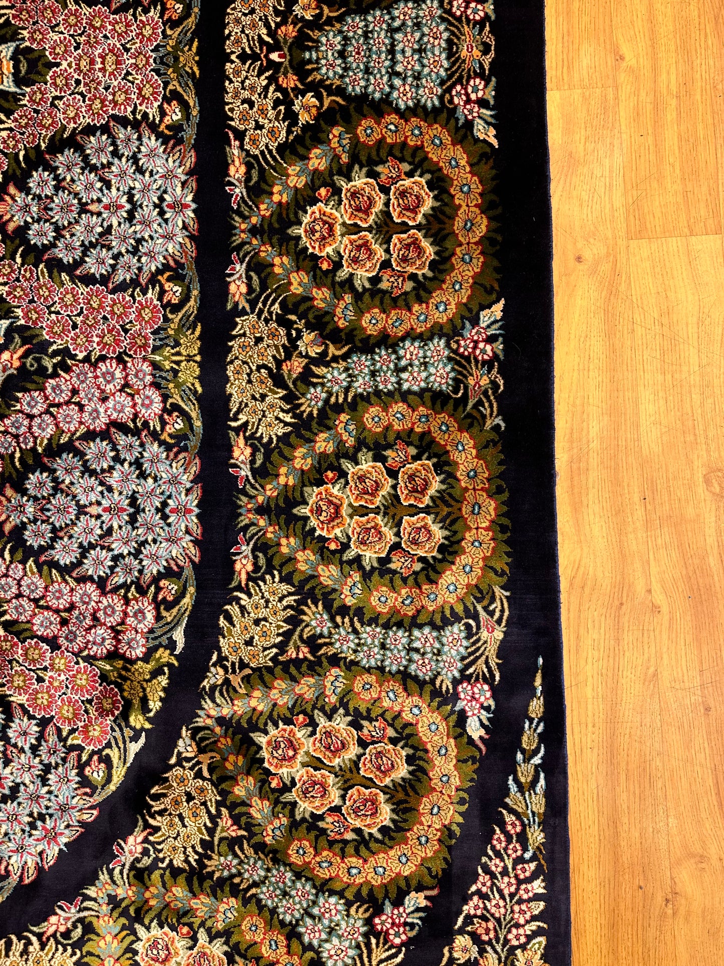 6x9 FT Florals Silk Carpet ArtAsiaHandicrafts