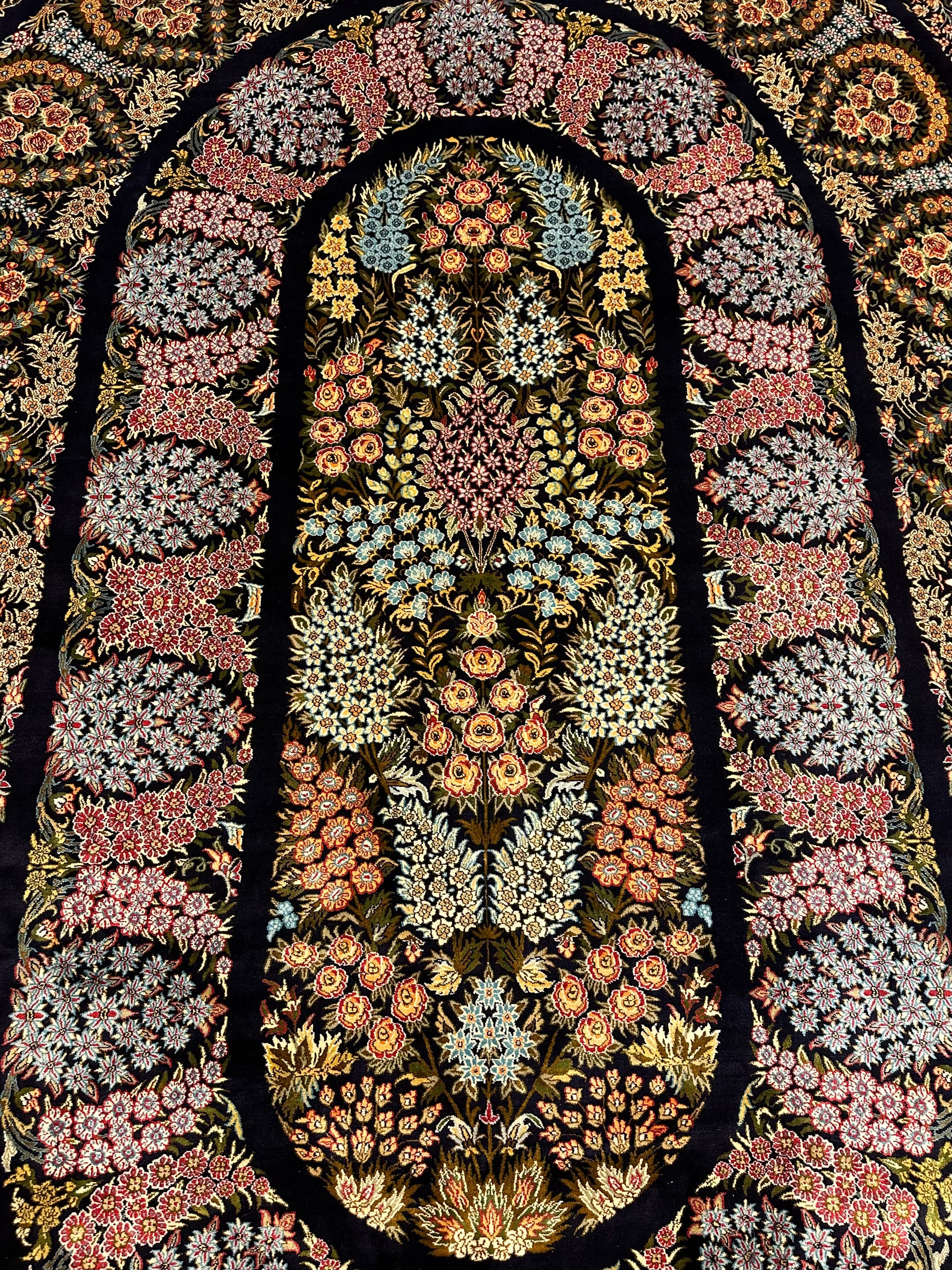 6x9 FT Florals Silk Carpet ArtAsiaHandicrafts