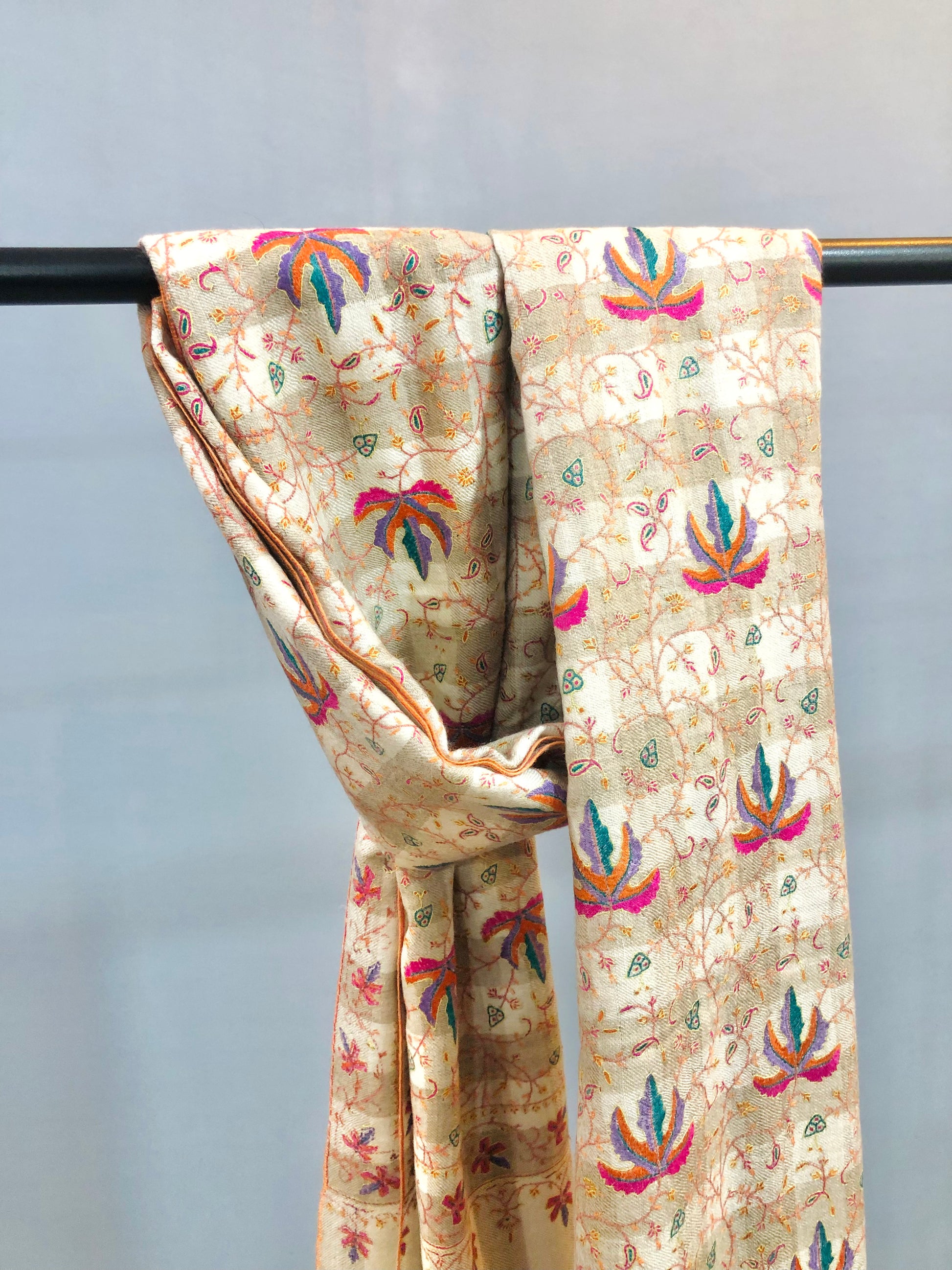 Ivory Jaal Pashmina Shawl ArtAsiaHandicrafts